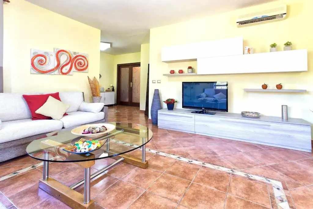 Alghero Villa Mistral Per 7 Persone Terrazza Bbq Ac Wifi מראה חיצוני תמונה
