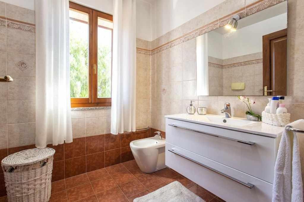 Alghero Villa Mistral Per 7 Persone Terrazza Bbq Ac Wifi מראה חיצוני תמונה