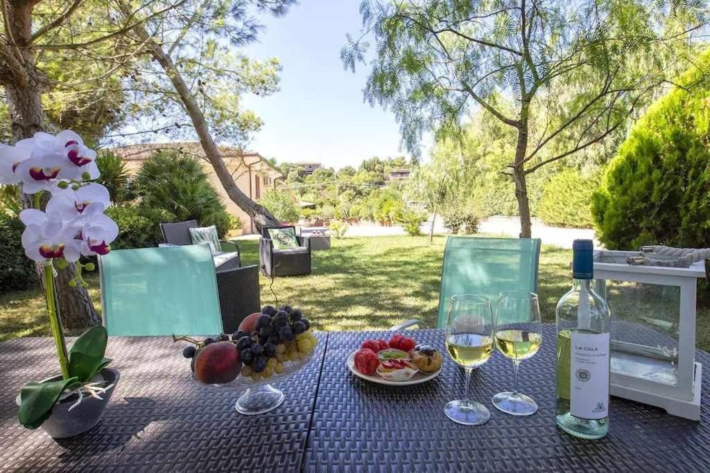 Alghero Villa Mistral Per 7 Persone Terrazza Bbq Ac Wifi מראה חיצוני תמונה