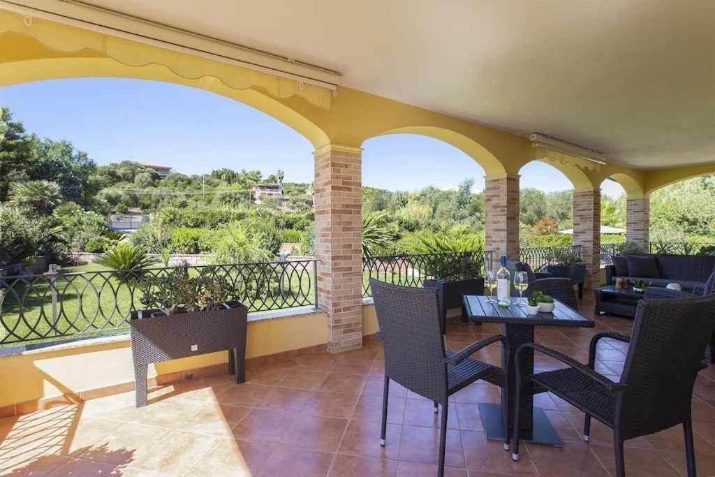 Alghero Villa Mistral Per 7 Persone Terrazza Bbq Ac Wifi מראה חיצוני תמונה